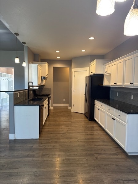 property at 904 E Ave F