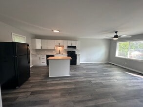 1244 Hot Springs Ct in Lexington, KY - Building Photo - Building Photo