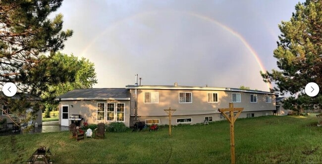 property at 501 Stratocruiser St