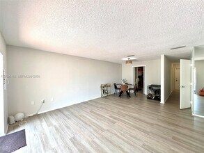 8114 SW 81st Ter in Miami, FL - Building Photo - Building Photo