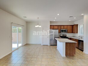 784 N Highlands Grove Ln in Sahuarita, AZ - Building Photo - Building Photo
