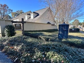 6401 Cedar Bend Ct in Mobile, AL - Building Photo - Building Photo