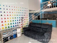 13038 Leader St photo'