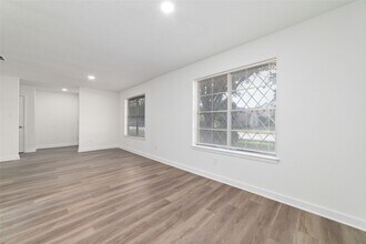 17003 Summer Dew Ln in Houston, TX - Building Photo - Building Photo