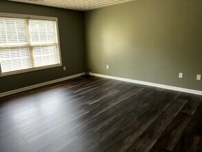 65 Sampson Ct in Covington, GA - Building Photo - Building Photo