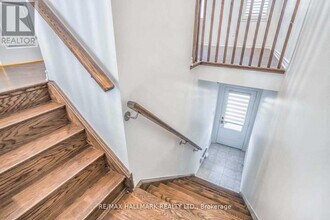 34 Heron Park Pl in Toronto, ON - Building Photo - Building Photo