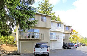 Scarborough Townhomes in Redmond, WA - Foto de edificio - Building Photo