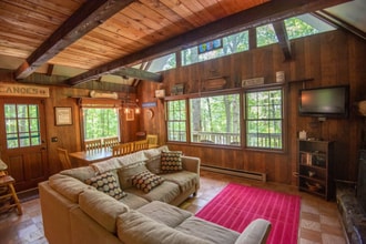 457 Walnut Hills Cir in Crumpler, NC - Building Photo - Building Photo