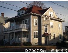 309 Carrington Ave in Woonsocket, RI - Foto de edificio