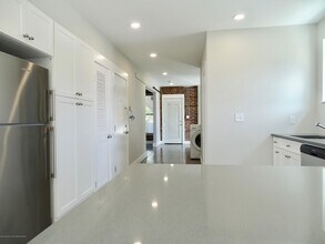 410 Bond St in Asbury Park, NJ - Building Photo - Building Photo