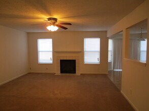 2663 Camelot Way in Greenwood, IN - Building Photo - Building Photo