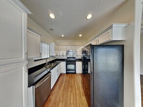 2228 Pointe Meadow Loop in Lehi, UT - Building Photo - Building Photo