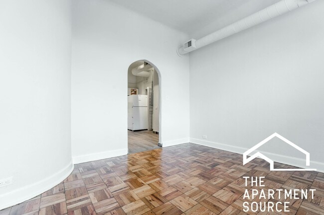 property at 1254 N Wells St