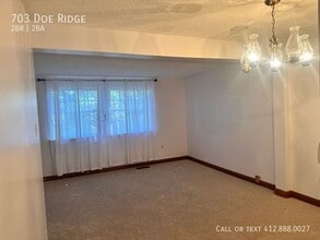 703 Doe Ridge in Cranberry Township, PA - Building Photo - Building Photo