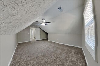 1075 Crystal Water Dr SE in Lawrenceville, GA - Building Photo - Building Photo