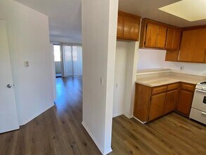 14020 Yukon Avenue, in Hawthorne, CA - Foto de edificio - Interior Photo