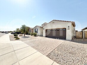 40785 W Agave Rd in Maricopa, AZ - Building Photo - Building Photo