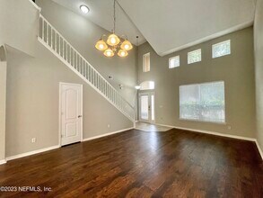 12504 Brookchase Ln in Jacksonville, FL - Building Photo - Building Photo