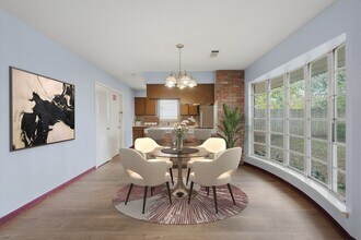 7015 Pella Dr in Houston, TX - Building Photo - Building Photo