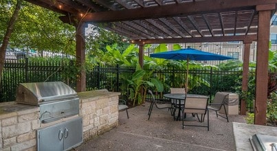 Regency Dell Ranch Apartments in Round Rock, TX - Building Photo - Building Photo