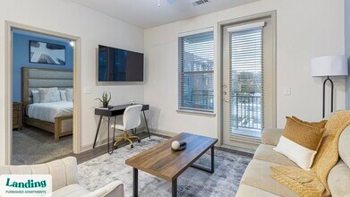 2800 NE Green Oaks Blvd in Grand Prairie, TX - Building Photo - Building Photo