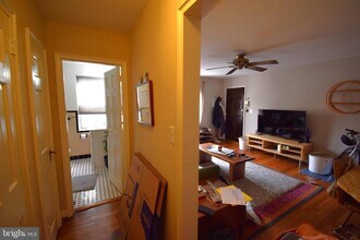 115 E Glebe Rd in Alexandria, VA - Building Photo - Building Photo