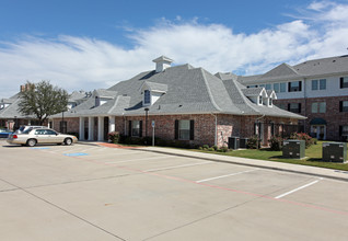 Twin Rivers Senior Living in Richardson, TX - Building Photo - Building Photo