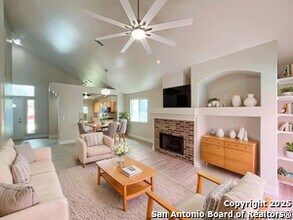8751 Park Olympia in Universal City, TX - Building Photo - Building Photo