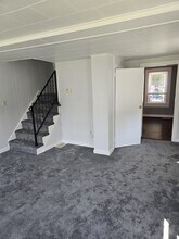 29 1/2 Center St, Unit Little House in Fort Edward, NY - Building Photo - Building Photo
