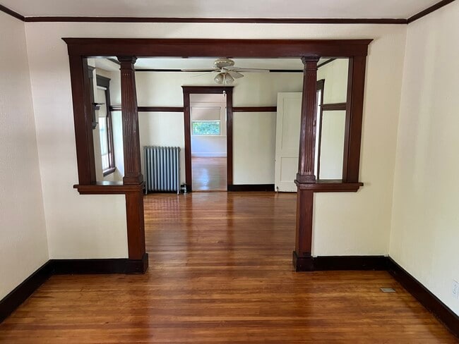 10 Pine Ridge Rd, Unit 1