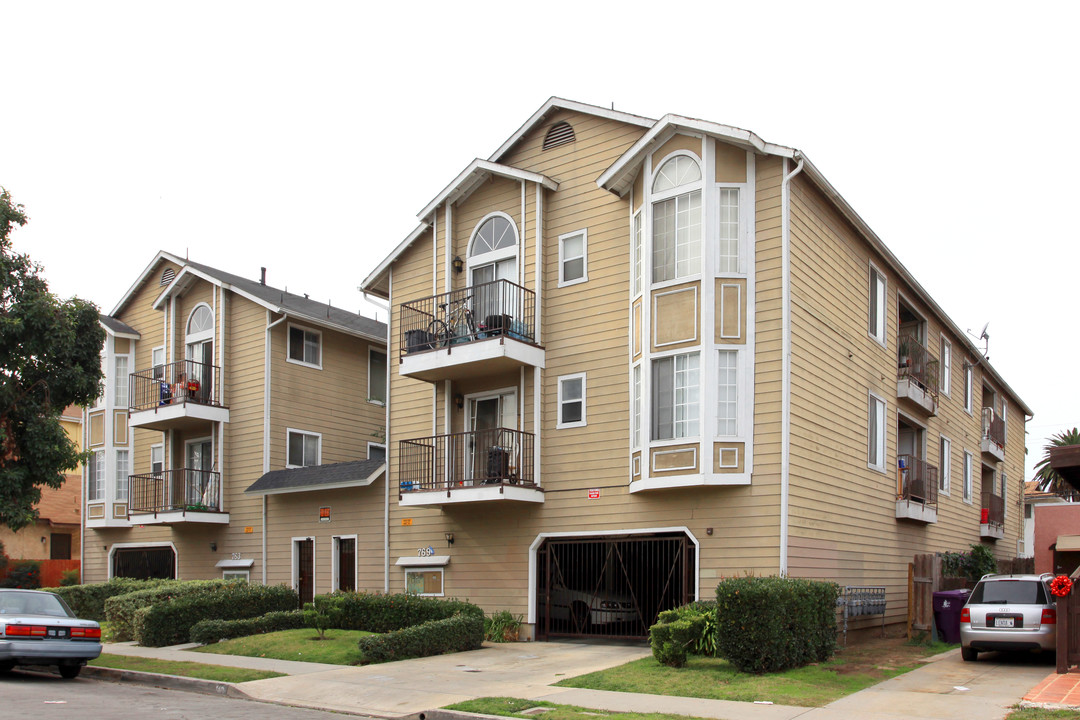 Cape Cod Apartments in Long Beach, CA - Foto de edificio