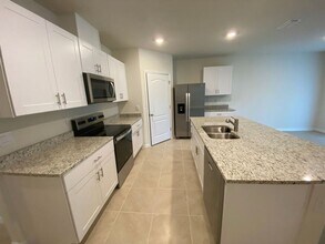 2264 Lake Preserve Cir in New Smyrna Beach, FL - Building Photo - Building Photo