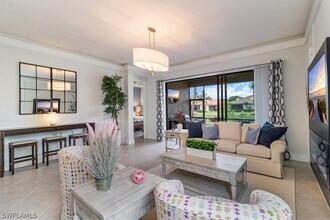 13441 Coronado Dr in Naples, FL - Foto de edificio - Building Photo