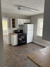 2409 Poplar St in Montgomery, AL - Foto de edificio - Building Photo