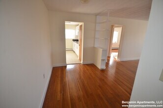339 Massachusetts Ave, Unit 10 in Arlington, MA - Building Photo - Building Photo