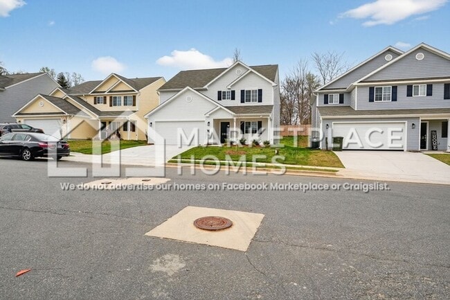 3514 Marksbury Dr in Greensboro, NC - Building Photo - Building Photo