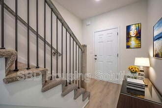 9023 E 85th Pl in Raytown, MO - Building Photo - Building Photo