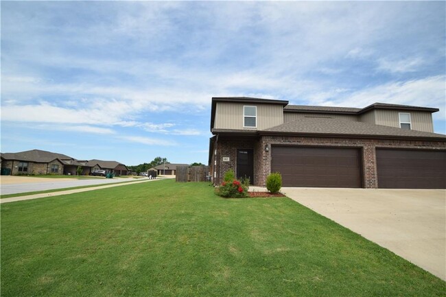 property at 463 Red Robin St