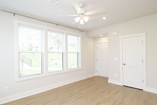 825 Wesley Ln in Charlottesville, VA - Building Photo - Building Photo
