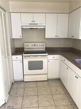 604 Hancock Bridge Pkwy in Cape Coral, FL - Building Photo - Building Photo