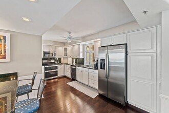 100 S Beach Rd in Jupiter, FL - Foto de edificio - Building Photo