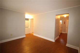 758 St Charles Ave NE in Atlanta, GA - Building Photo - Building Photo