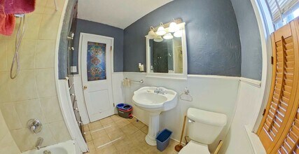 630 Bertrand St in Manhattan, KS - Building Photo - Building Photo