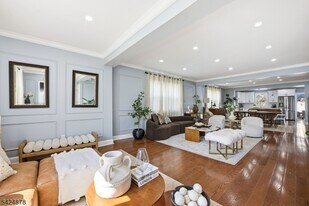 301 Roosevelt Ave in Hasbrouck Heights, NJ - Building Photo