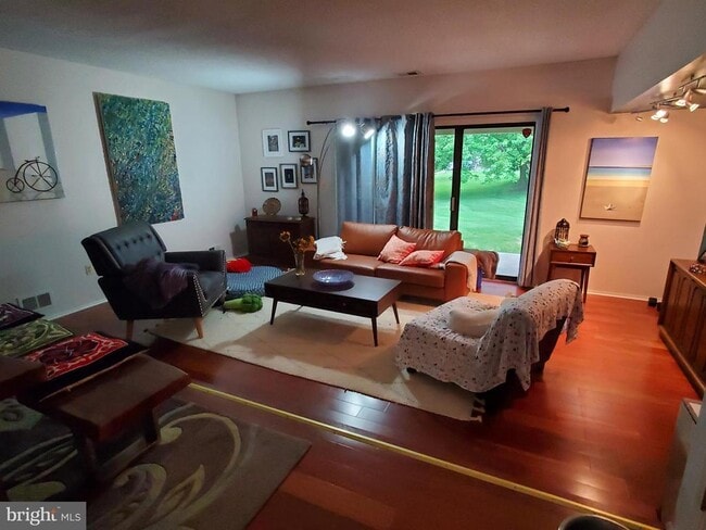 39 O'Neill Ct in Trenton, NJ - Building Photo - Building Photo