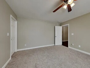 1518 Hawkcrest Ln in Winston-Salem, NC - Building Photo - Building Photo