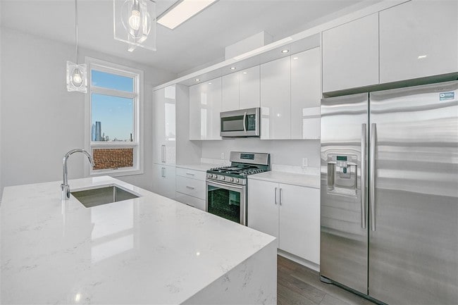 property at 119 Peter St