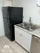1055 N Capitol Ave in San Jose, CA - Building Photo - Building Photo