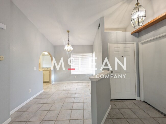 30557 Hampton Ct in Cathedral City, CA - Building Photo - Building Photo