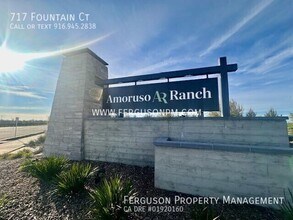717 Fountain Ct in Roseville, CA - Building Photo - Building Photo